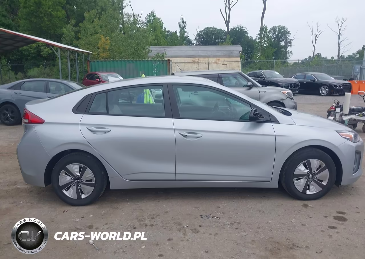 2022 Hyundai Ioniq Hybrid Blue VIN:KMHC65LC9NU276610 - 14