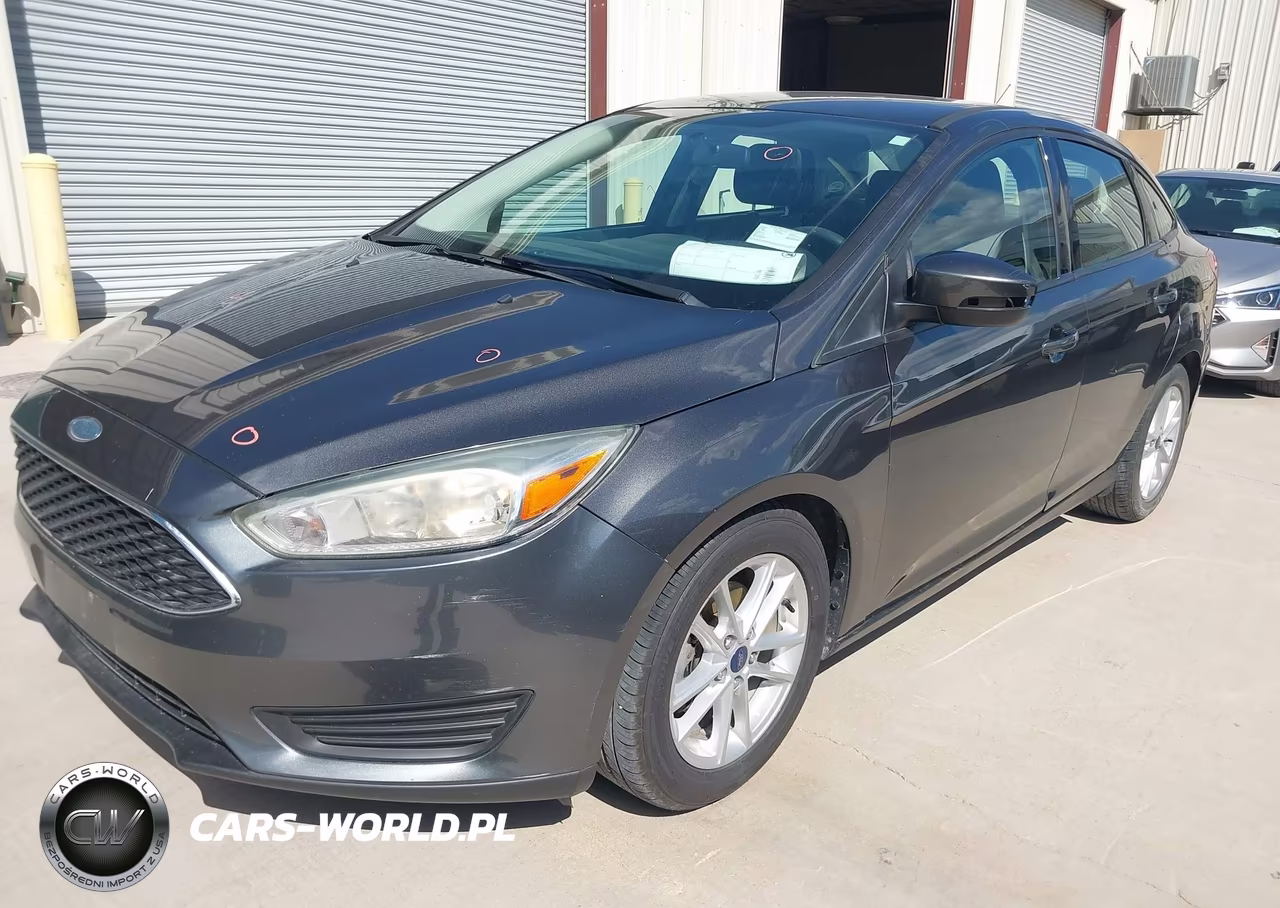 2016 Ford Focus Se VIN:1FADP3F28GL346285 - 2