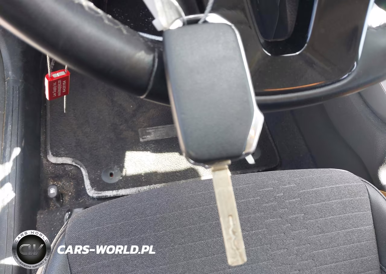 2021 Kia Seltos S VIN:KNDEUCAA4M7123025 - 11
