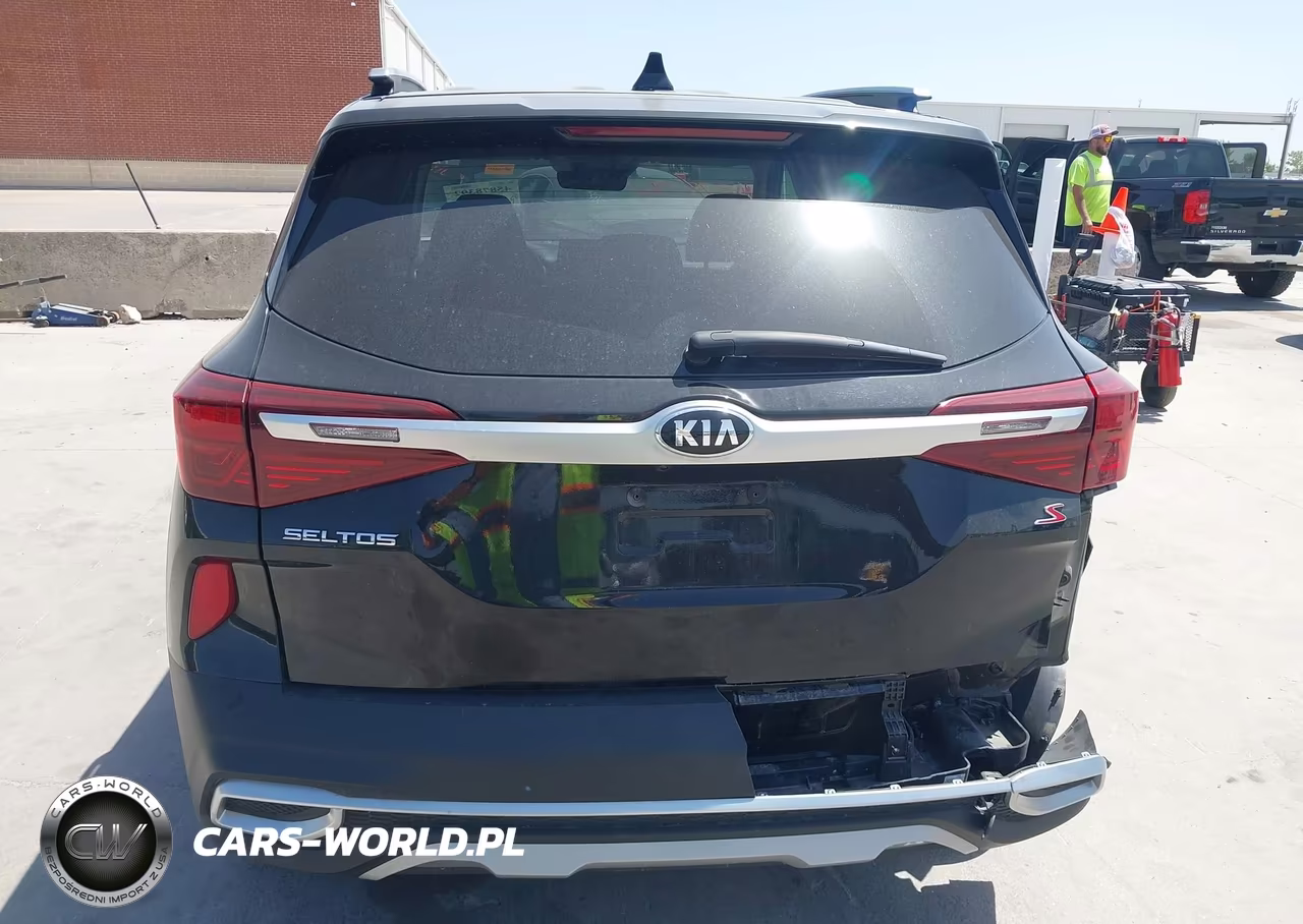 2021 Kia Seltos S VIN:KNDEUCAA4M7123025 - 16