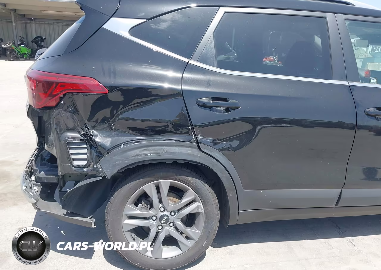 2021 Kia Seltos S VIN:KNDEUCAA4M7123025 - 6