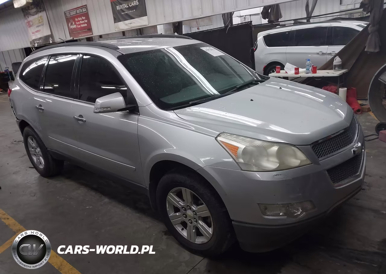 2010 Chevrolet Traverse Lt – zdjęcie 1 z 16