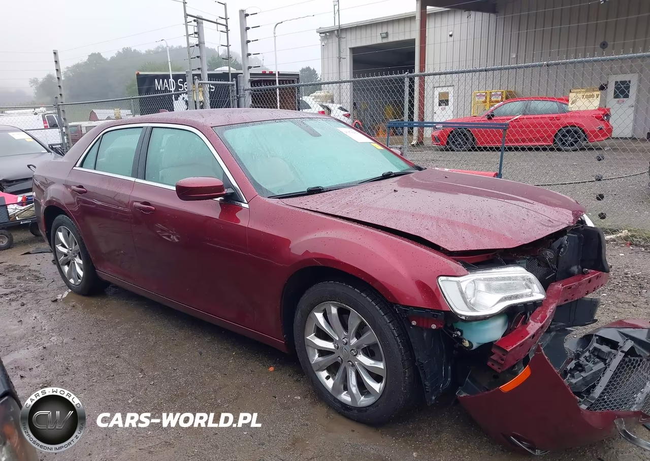 2019 Chrysler 300 Touring L Awd VIN:2C3CCARG5KH704580 - 13