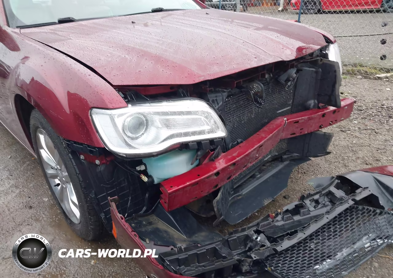 2019 Chrysler 300 Touring L Awd VIN:2C3CCARG5KH704580 - 17