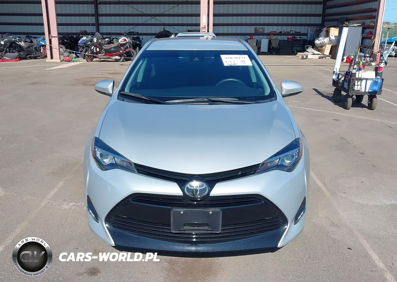 2017 Toyota Corolla Le VIN:5YFBURHE9HP578214 - 12