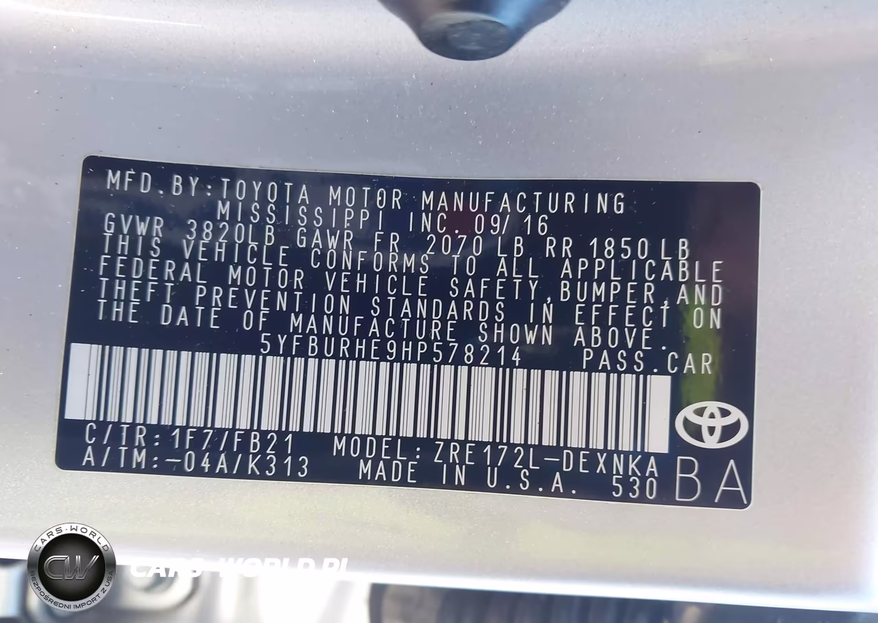 2017 Toyota Corolla Le VIN:5YFBURHE9HP578214 - 9