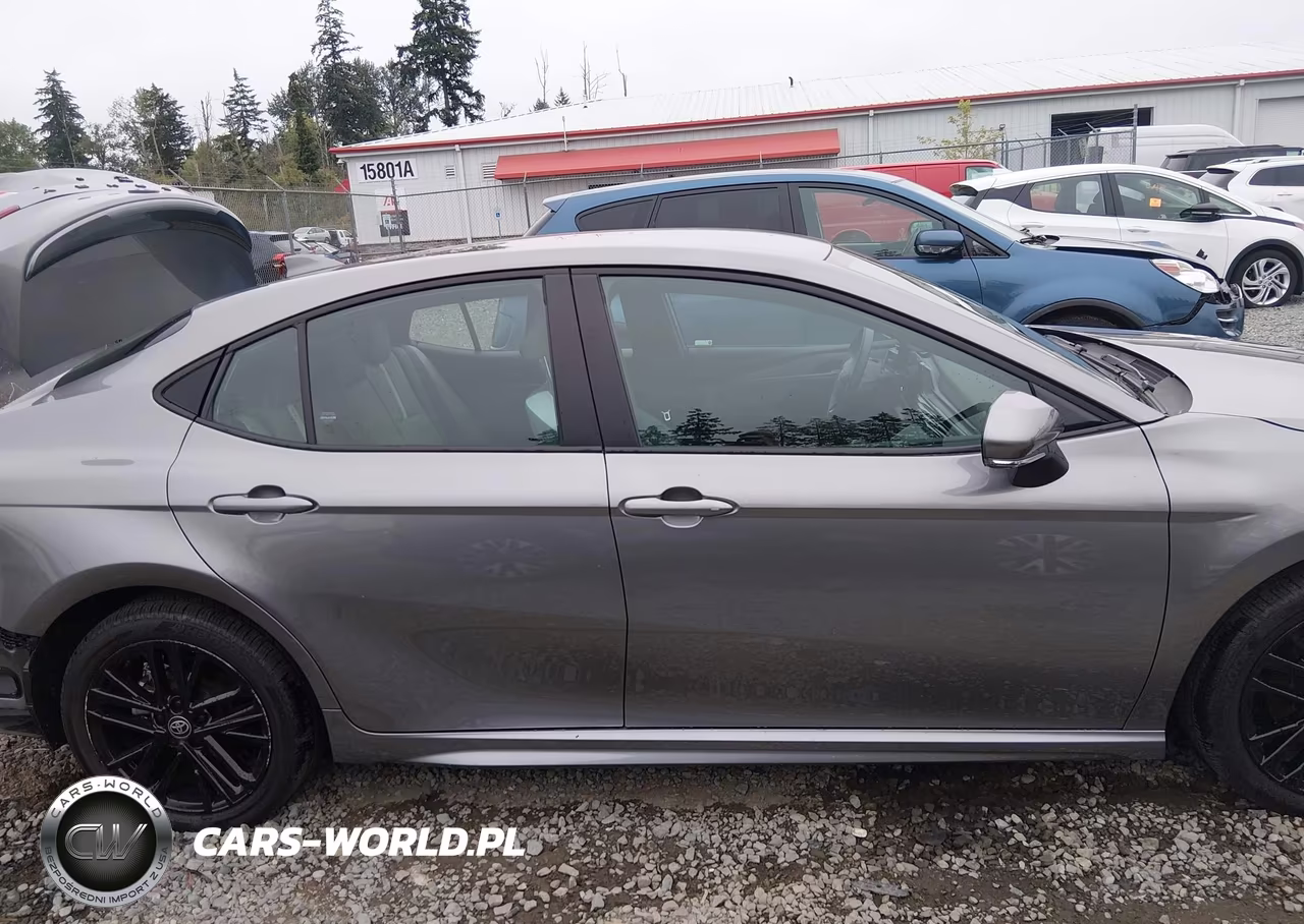 2025 Toyota Camry Se VIN:4T1DBADK1SU501371 - 14