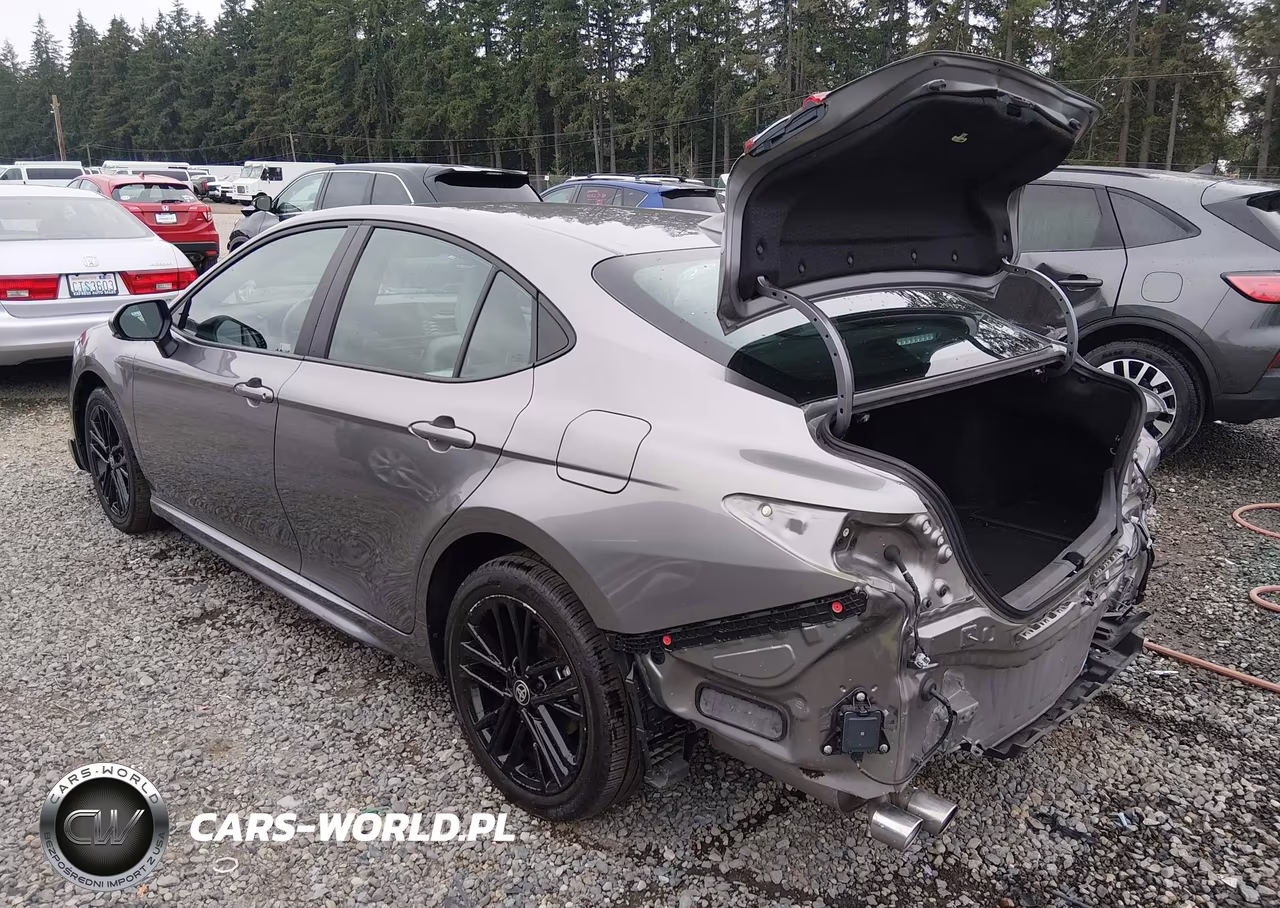 2025 Toyota Camry Se VIN:4T1DBADK1SU501371 - 3