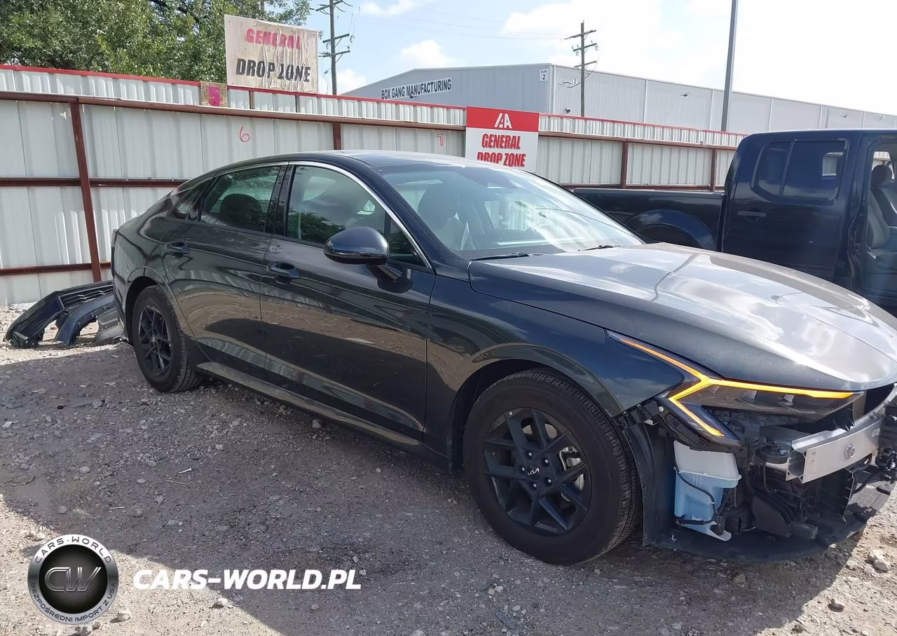 2026 Kia K5 Lxs Fwd – zdjęcie 1 z 17
