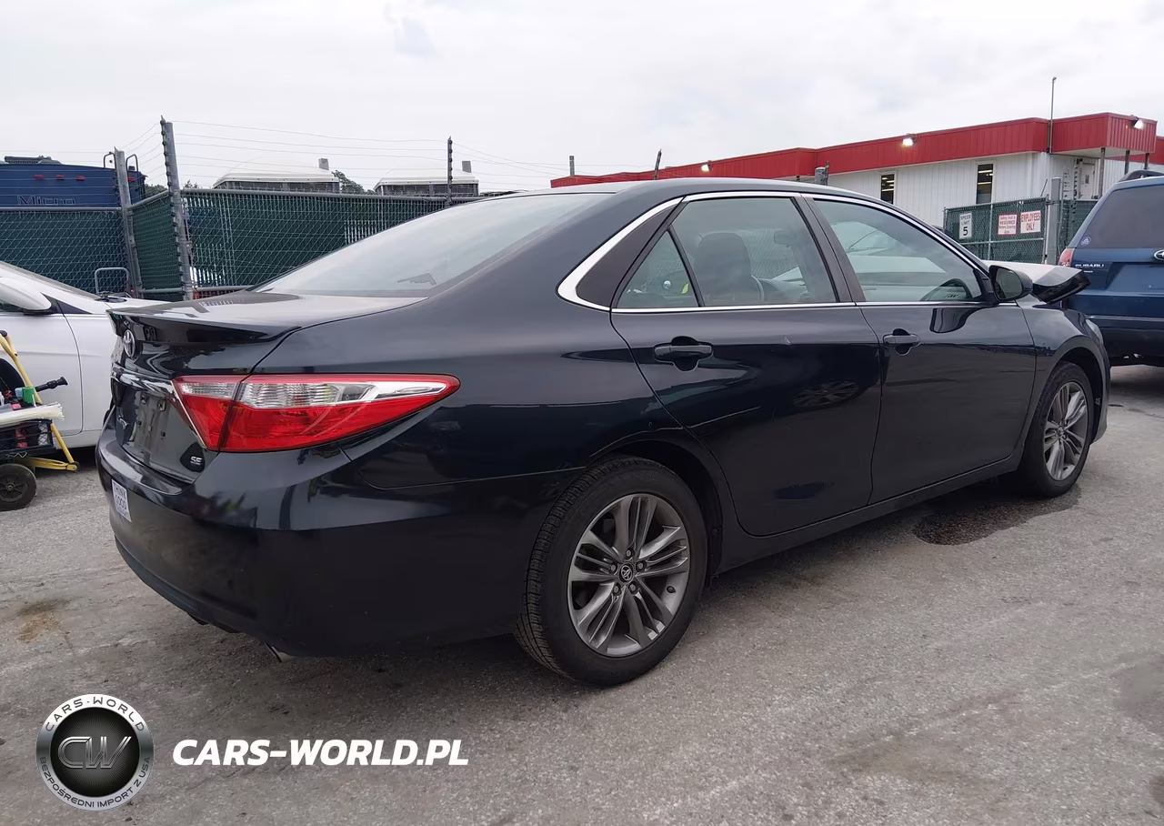 2016 Toyota Camry Se VIN:4T1BF1FK9GU243102 - 4