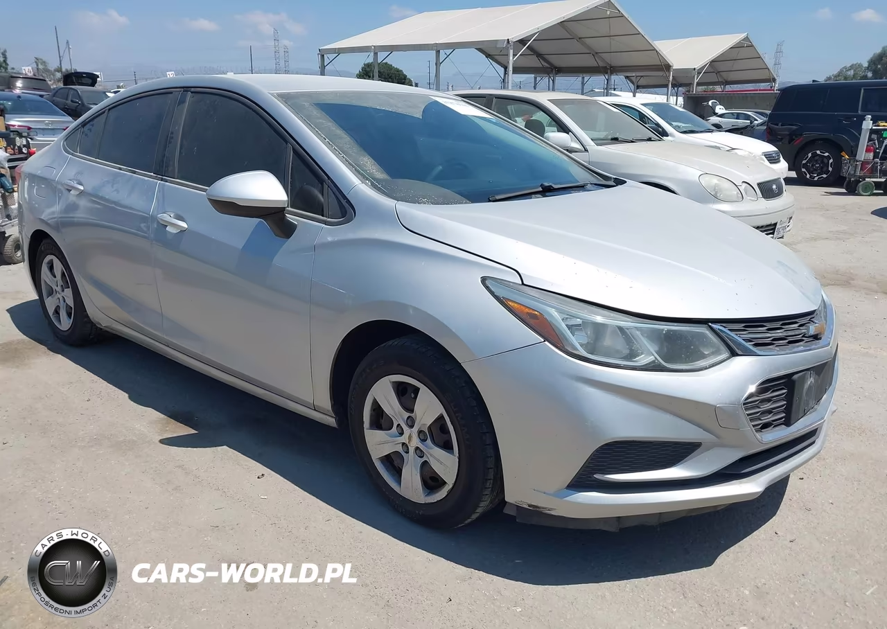 2018 Chevrolet Cruze Ls Auto VIN:1G1BC5SM2J7226202 - 1