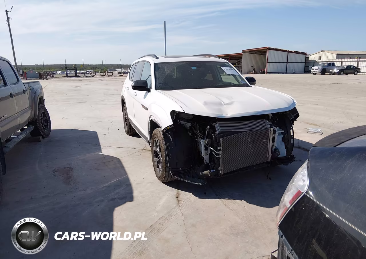 2024 Volkswagen Atlas 2.0T Peak Edition Sel VIN:1V2GR2CA9RC604970 - 1