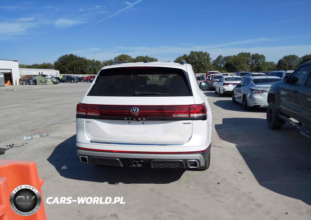 2024 Volkswagen Atlas 2.0T Peak Edition Sel VIN:1V2GR2CA9RC604970 - 17