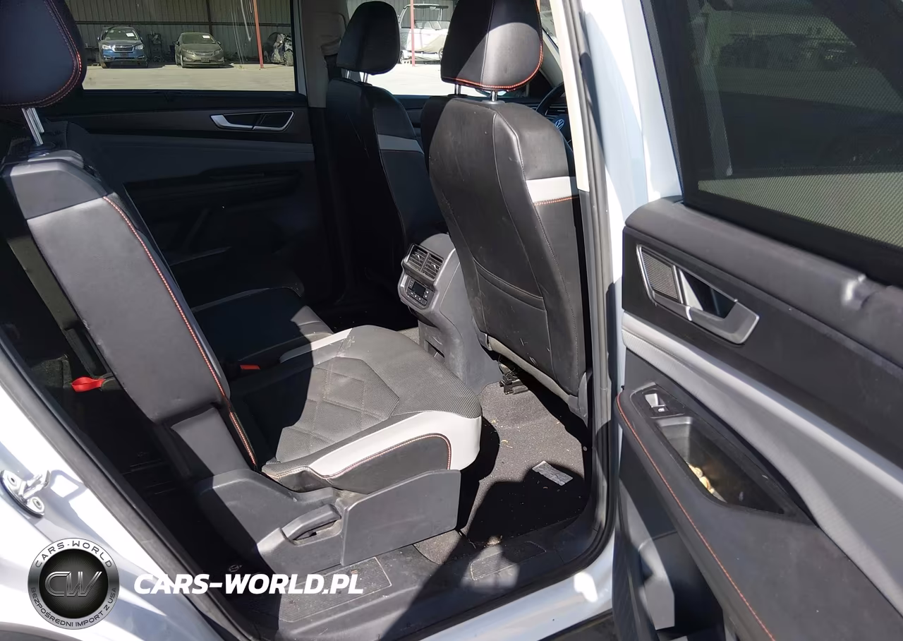 2024 Volkswagen Atlas 2.0T Peak Edition Sel VIN:1V2GR2CA9RC604970 - 8