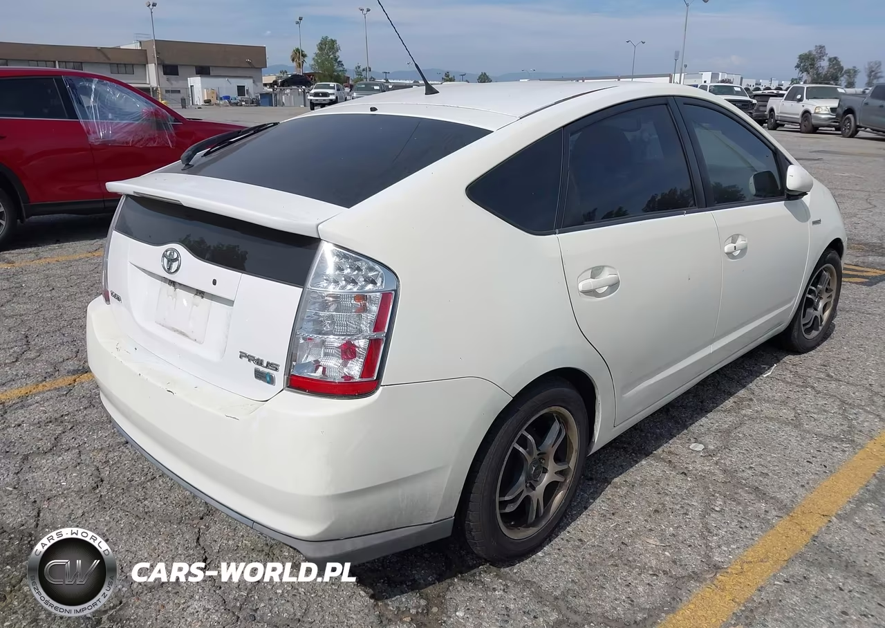 2009 Toyota Prius Touring VIN:JTDKB20U893503630 - 4