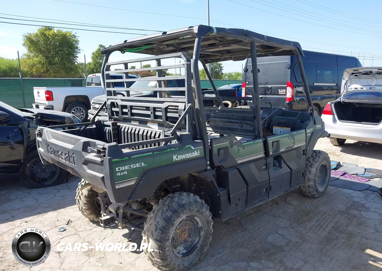 2016 Kawasaki Kaf1000 C VIN:JKAAFCC18GB500151 - 4