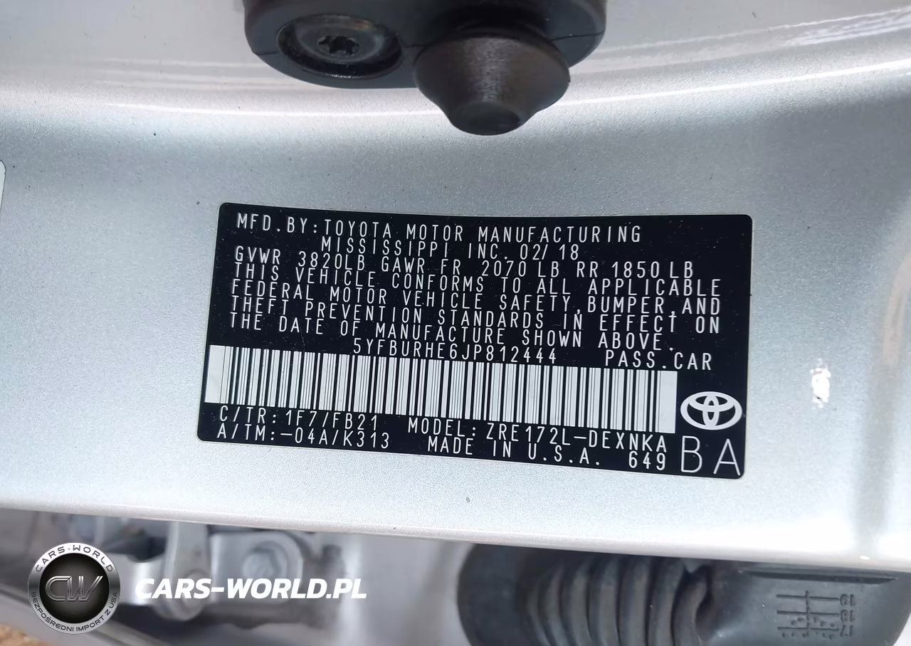 2018 Toyota Corolla Le VIN:5YFBURHE6JP812444 - 9