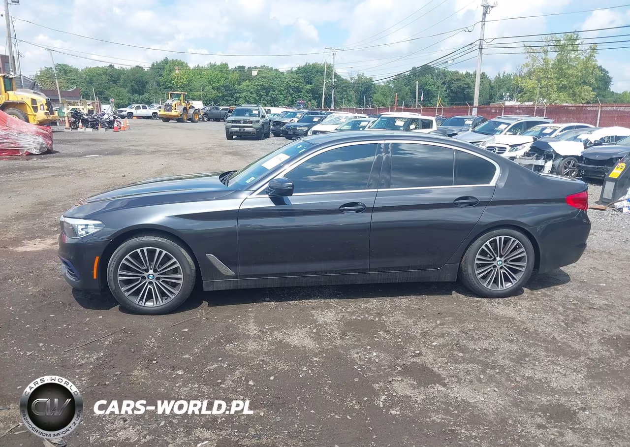 2019 BMW 5 Series 530I xDrive VIN:WBAJA7C57KWC78198 - 14