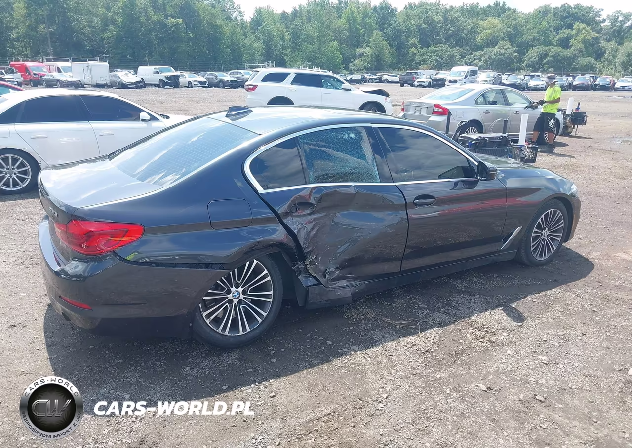 2019 BMW 5 Series 530I xDrive VIN:WBAJA7C57KWC78198 - 17