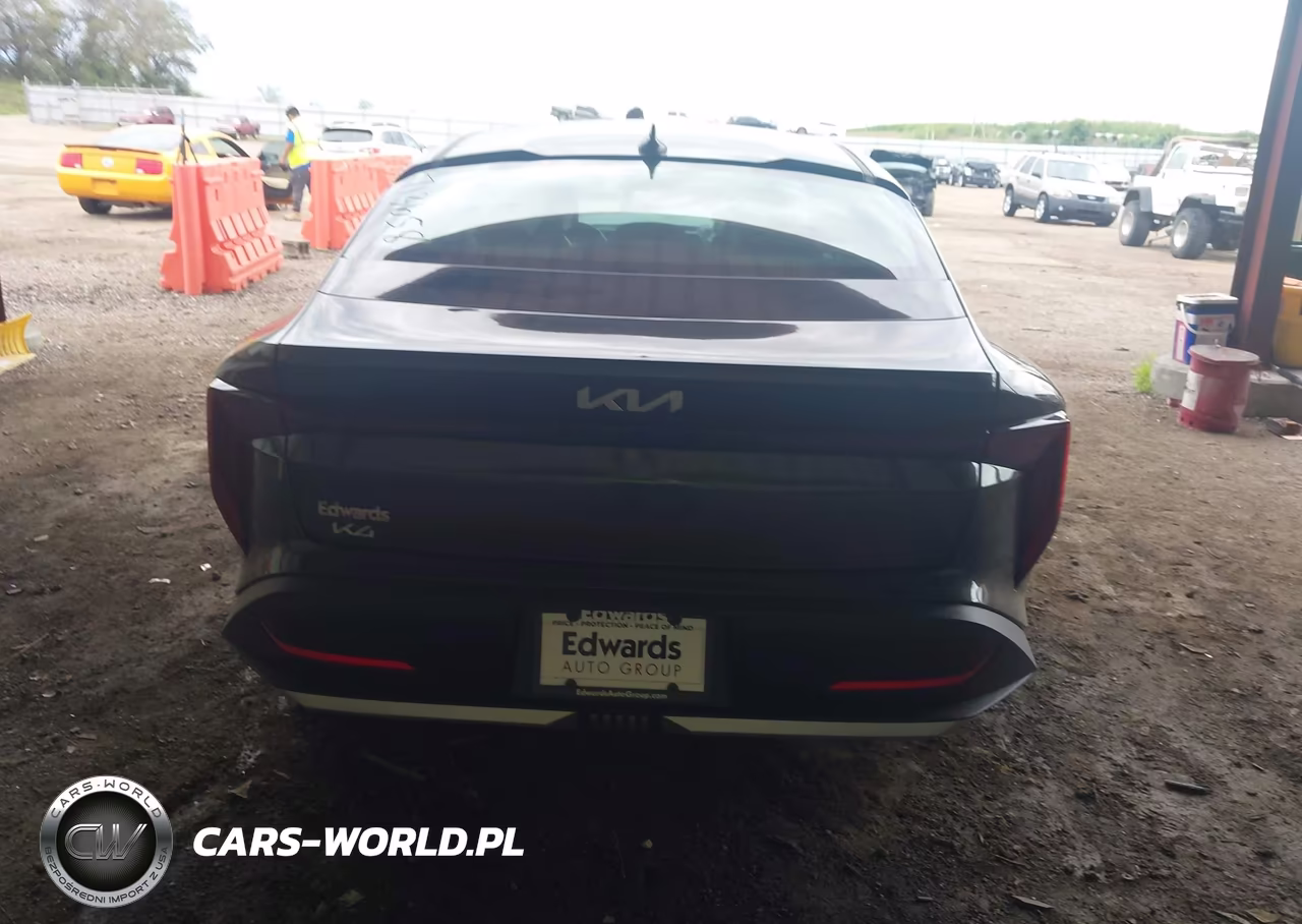 2026 Kia K4 Lx VIN:3KPFT4DE8TE359137 - 17
