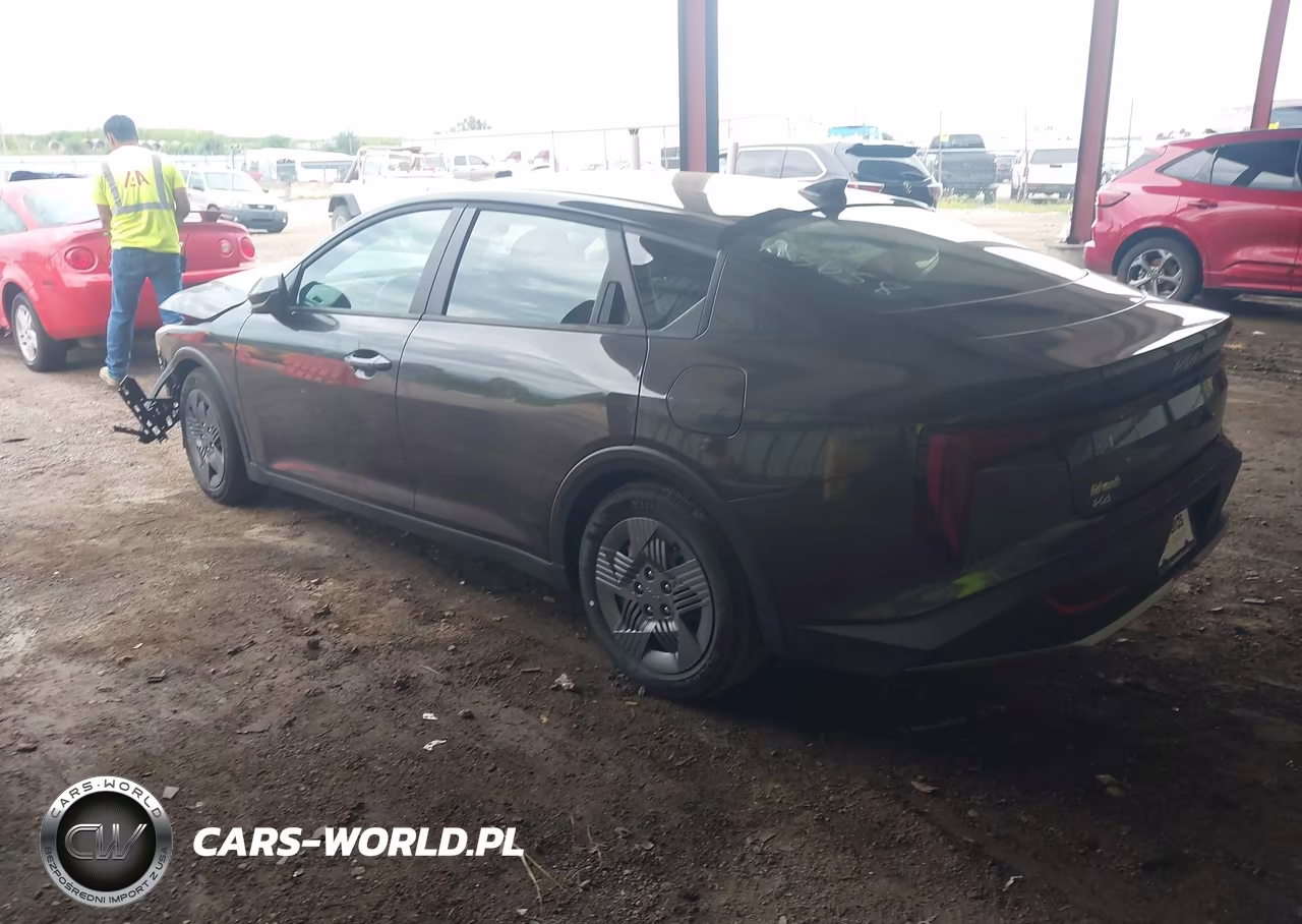 2026 Kia K4 Lx VIN:3KPFT4DE8TE359137 - 3