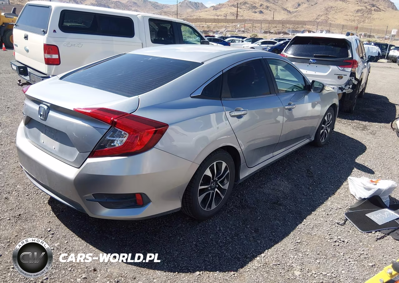 2018 Honda Civic Lx VIN:2HGFC2F59JH550487 - 4