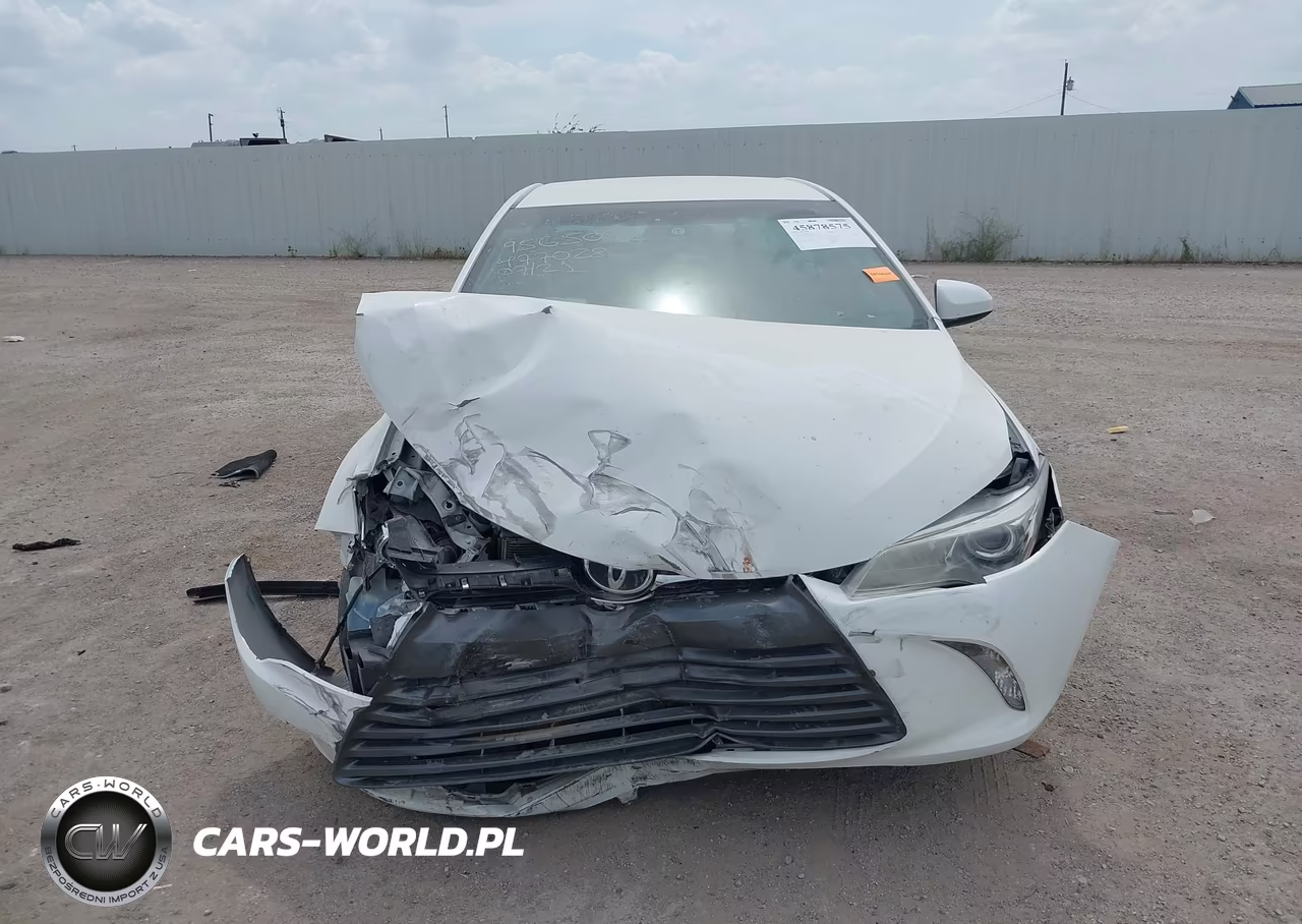 2015 Toyota Camry Le VIN:4T4BF1FK3FR477028 - 12