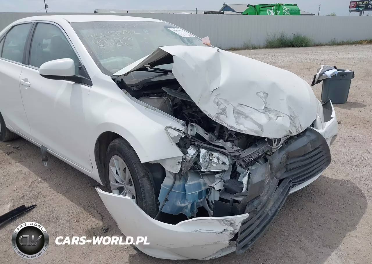 2015 Toyota Camry Le VIN:4T4BF1FK3FR477028 - 6