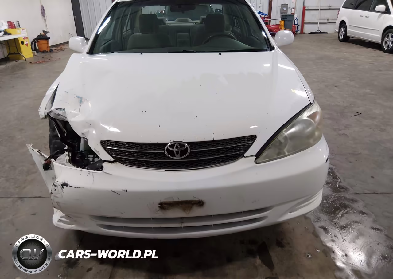 2003 Toyota Camry Le VIN:4T1BE32K73U185165 - 12