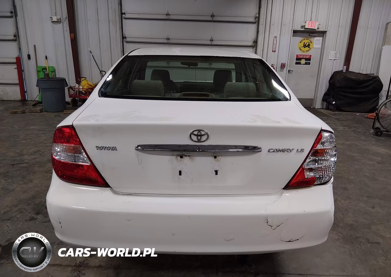 2003 Toyota Camry Le VIN:4T1BE32K73U185165 - 16