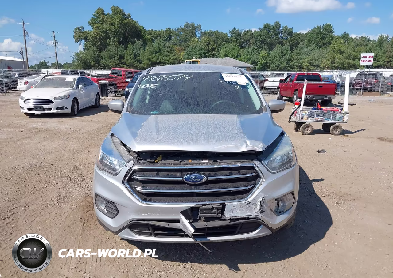 2017 Ford Escape Se VIN:1FMCU9GD0HUE82743 - 12