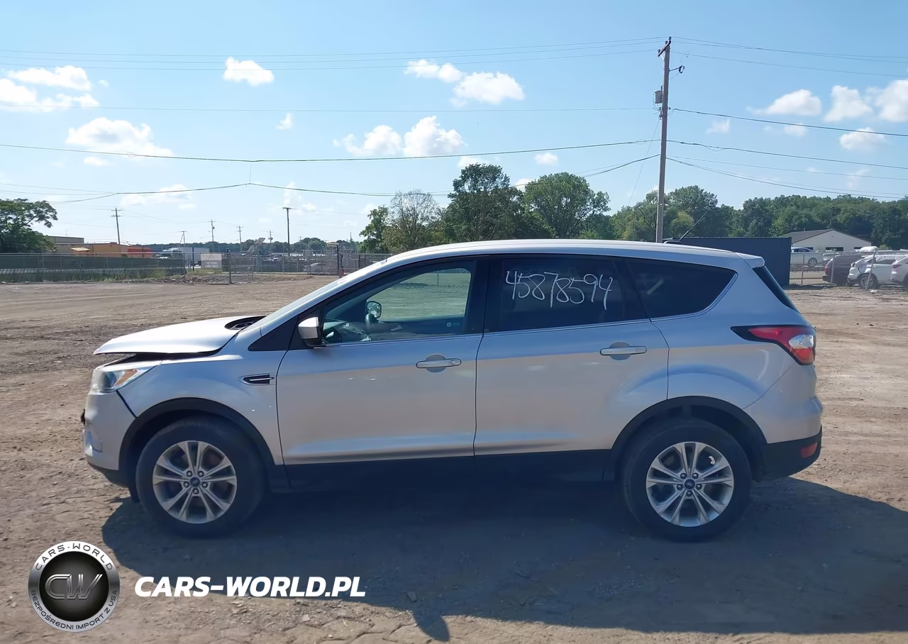 2017 Ford Escape Se VIN:1FMCU9GD0HUE82743 - 14
