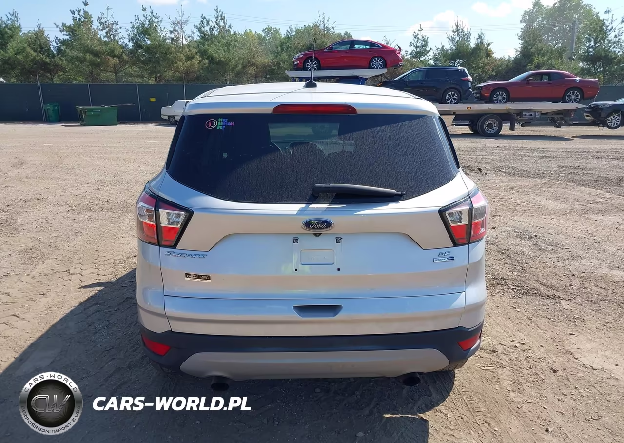2017 Ford Escape Se VIN:1FMCU9GD0HUE82743 - 16