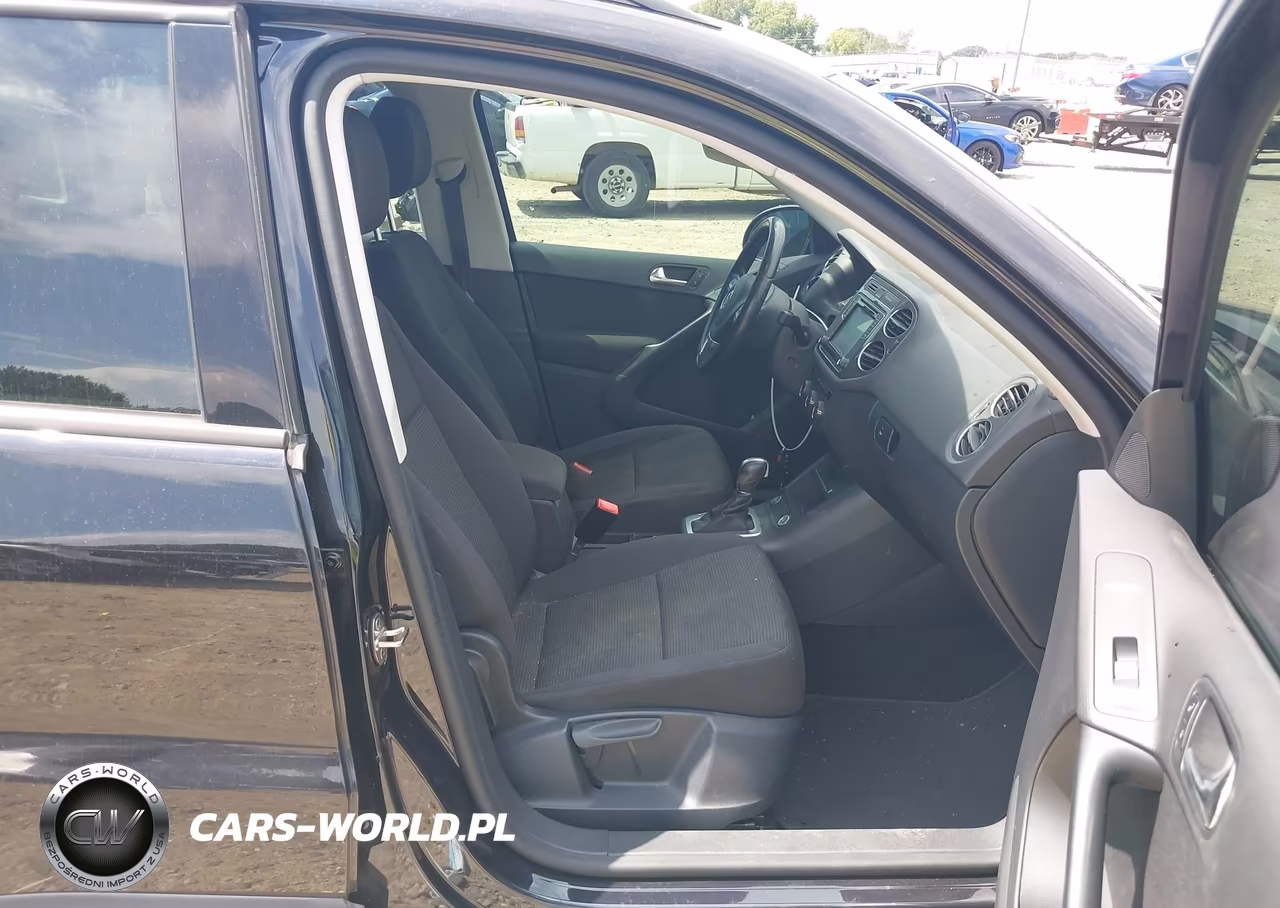 2017 Volkswagen Tiguan 2.0T-2.0T S VIN:WVGAV7AX9HK054497 - 5