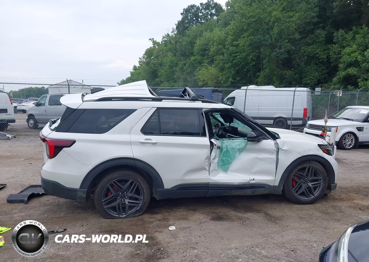 2025 Ford Explorer St VIN:1FMWK8GC1SGC68788 - 13