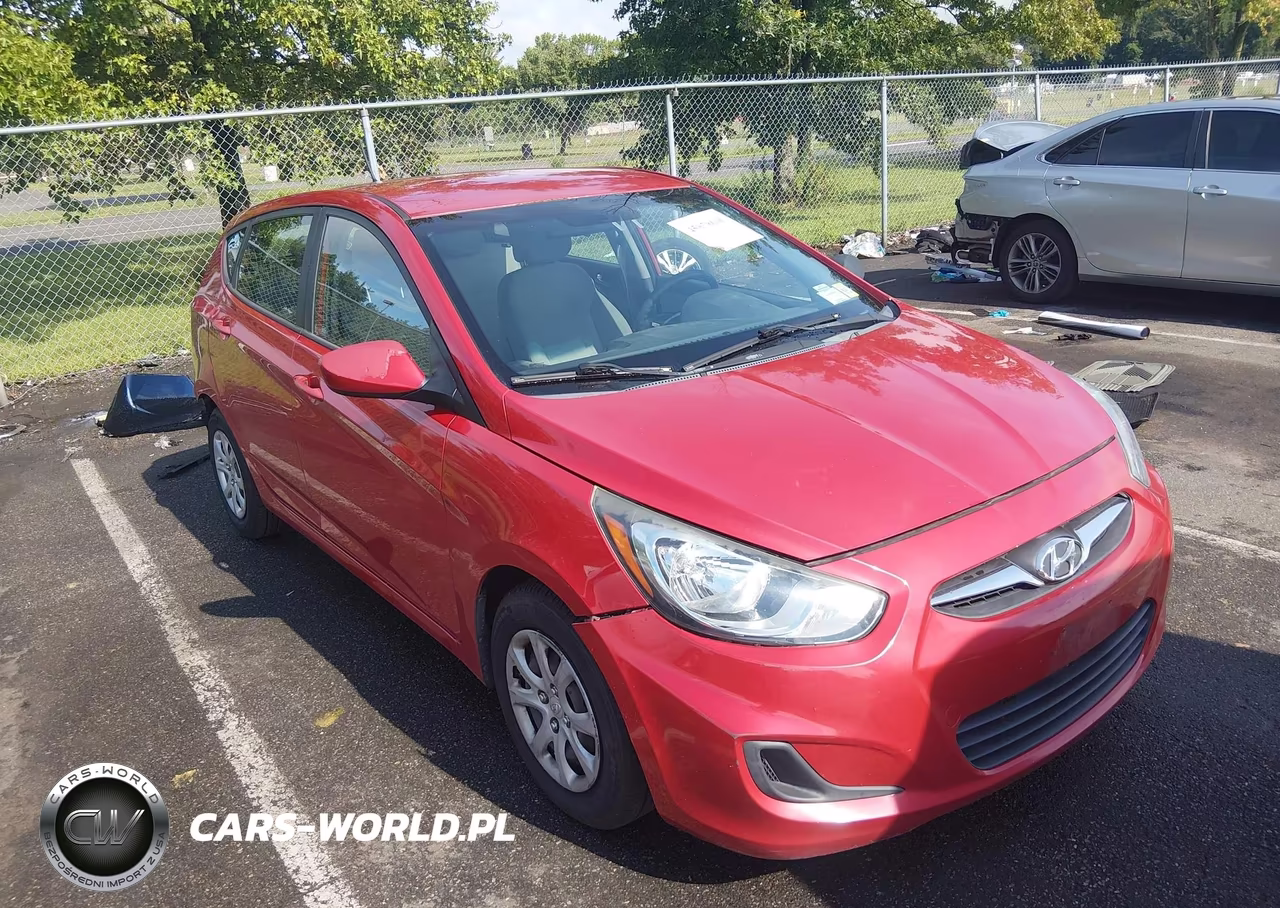 2013 Hyundai Accent Gs VIN:KMHCT5AE5DU121533 - 1