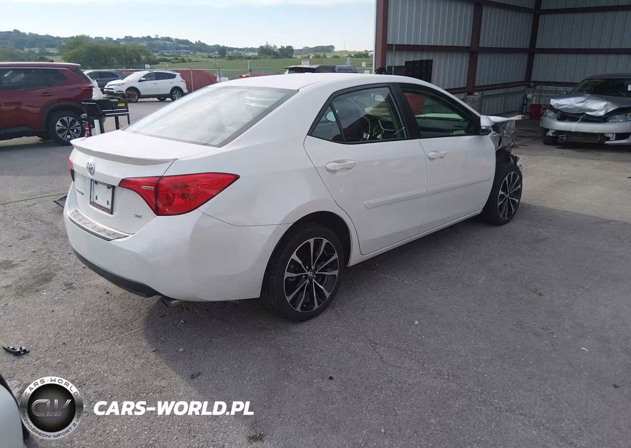 2019 Toyota Corolla Se VIN:5YFBURHE7KP924414 - 4