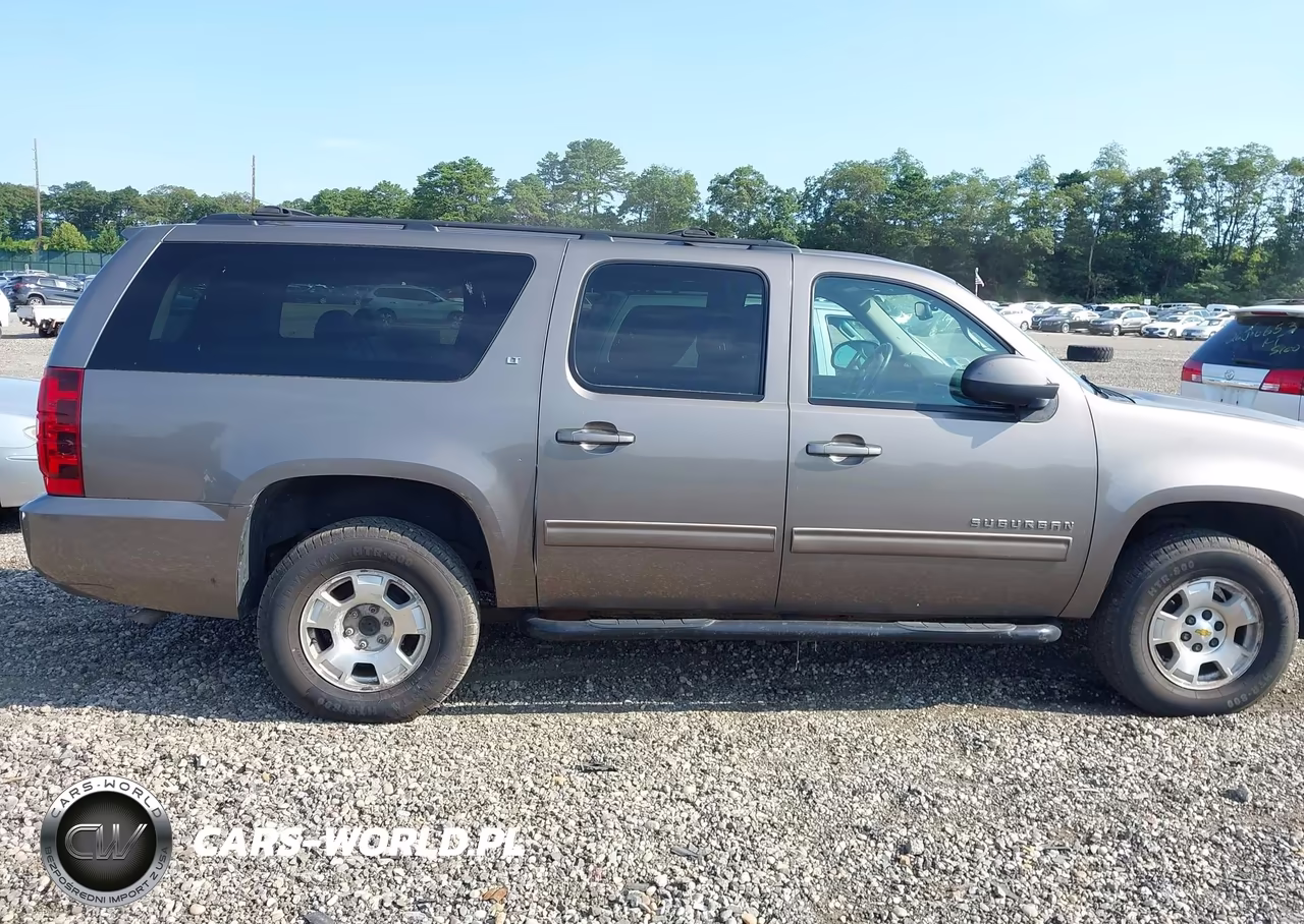 2012 Chevrolet Suburban 1500 Lt VIN:1GNSKJE77CR126104 - 13