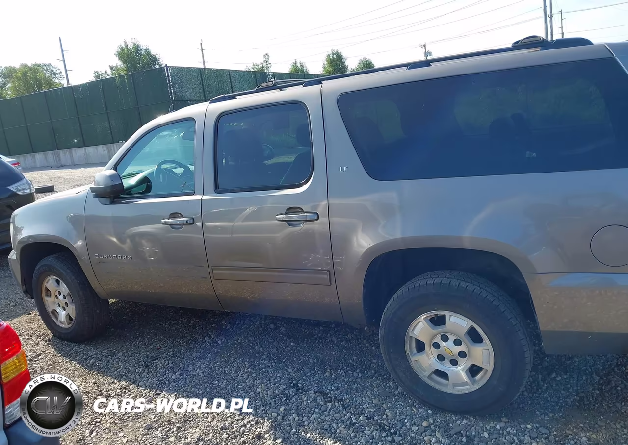 2012 Chevrolet Suburban 1500 Lt VIN:1GNSKJE77CR126104 - 14