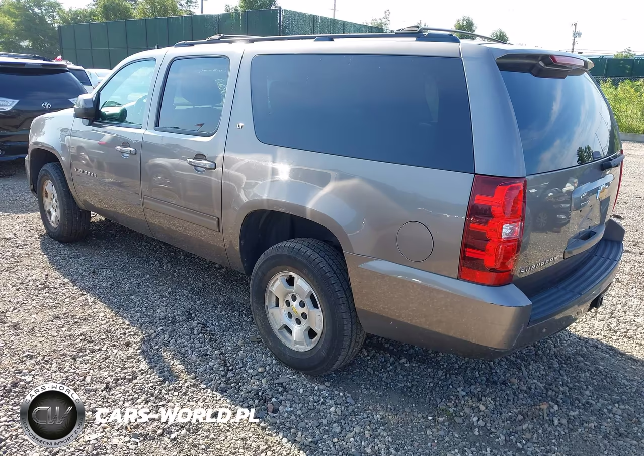2012 Chevrolet Suburban 1500 Lt VIN:1GNSKJE77CR126104 - 3