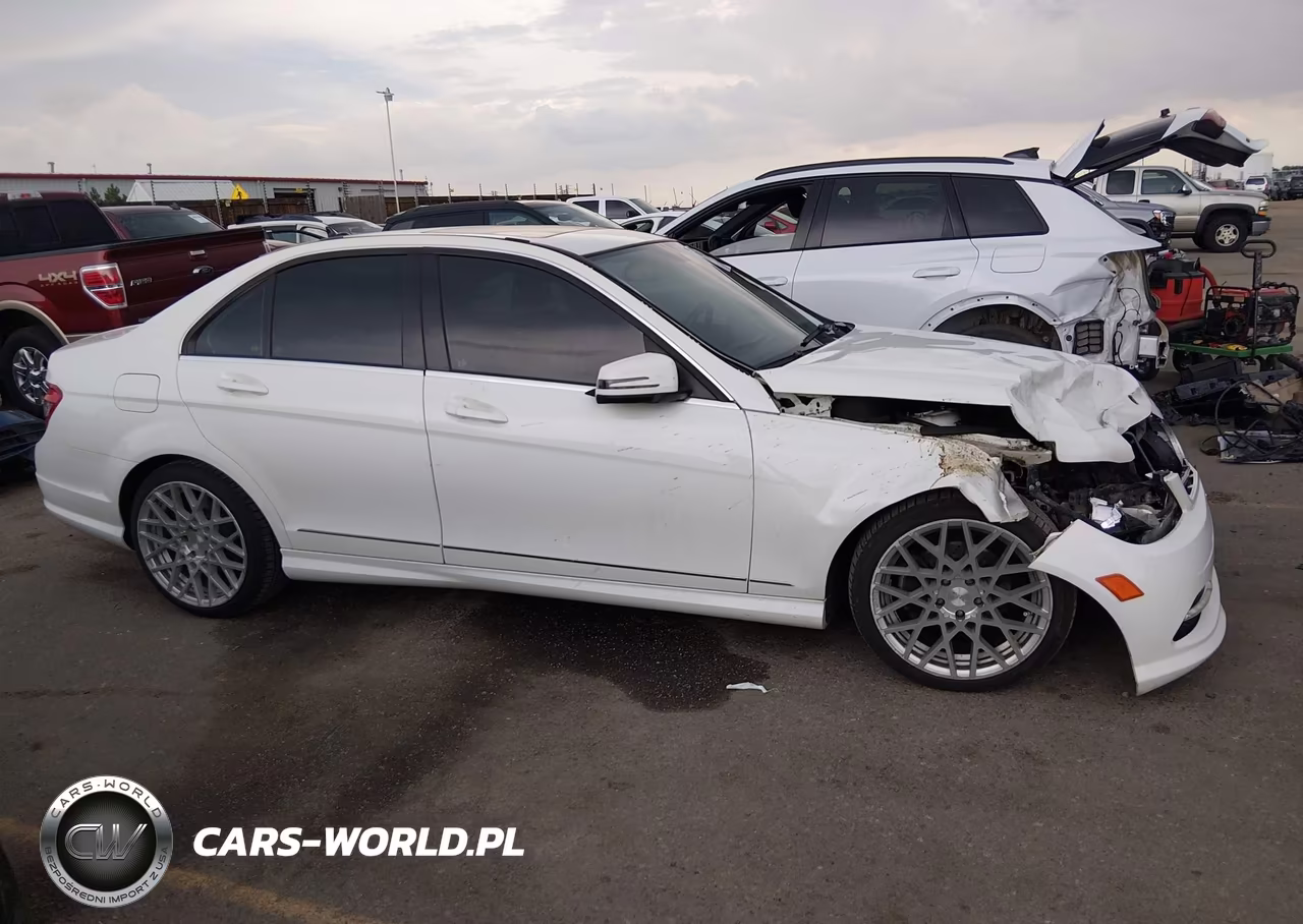 2011 Mercedes-Benz C 300 Sport 4Matic VIN:WDDGF8BB4BR157576 - 13