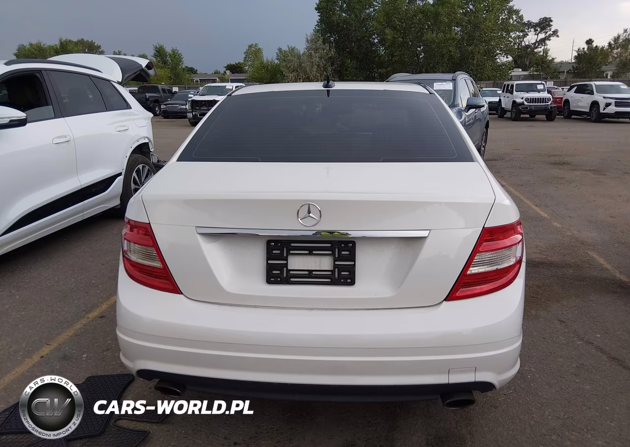 2011 Mercedes-Benz C 300 Sport 4Matic VIN:WDDGF8BB4BR157576 - 16