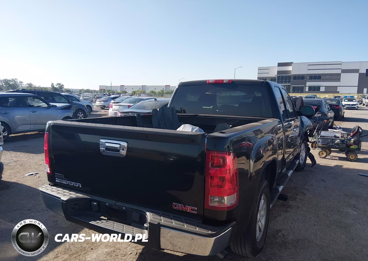 2011 GMC Sierra 1500 Sl VIN:1GTR1UEA3BZ271159 - 4