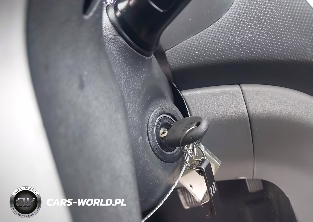 2013 Hyundai Accent Gls VIN:KMHCT4AEXDU355953 - 11