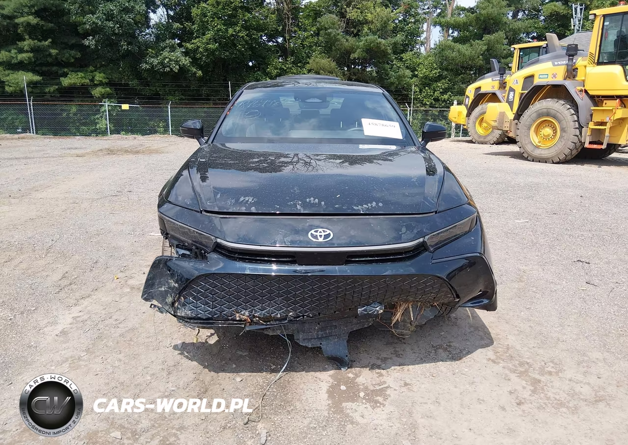 2026 Toyota Crown Limited VIN:JTDAAAAF6T3046543 - 12