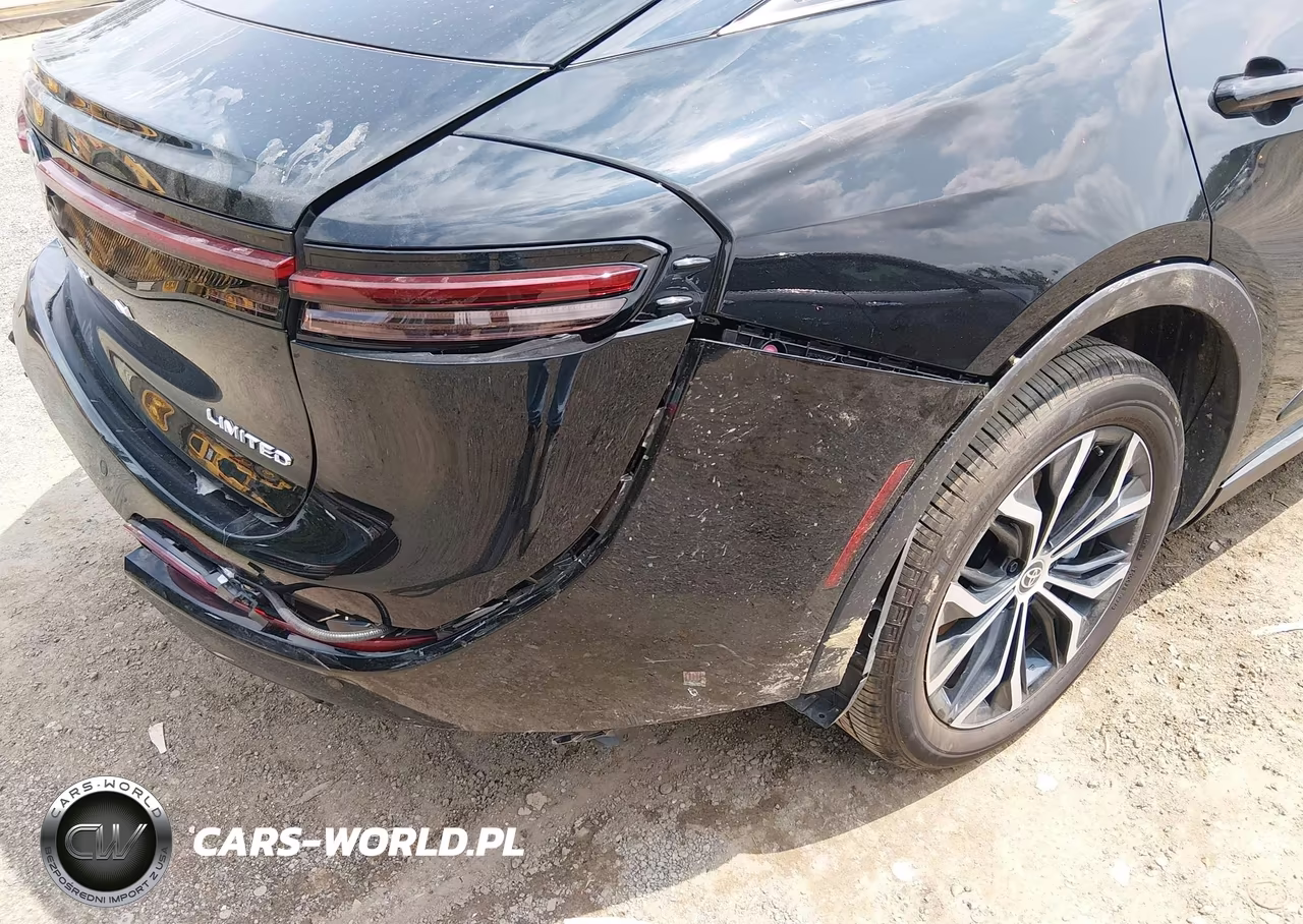 2026 Toyota Crown Limited VIN:JTDAAAAF6T3046543 - 19