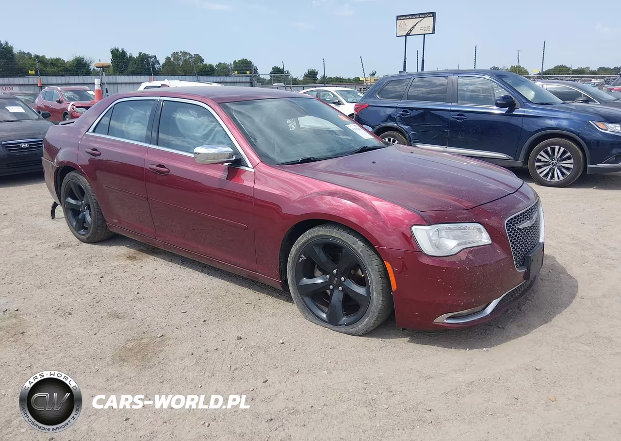 2020 Chrysler 300 Touring – zdjęcie 1 z 19