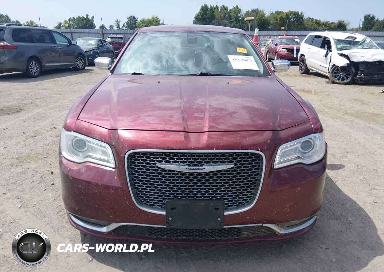 2020 Chrysler 300 Touring VIN:2C3CCAAG9LH160257 - 12