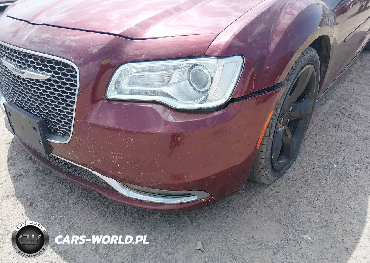 2020 Chrysler 300 Touring VIN:2C3CCAAG9LH160257 - 19
