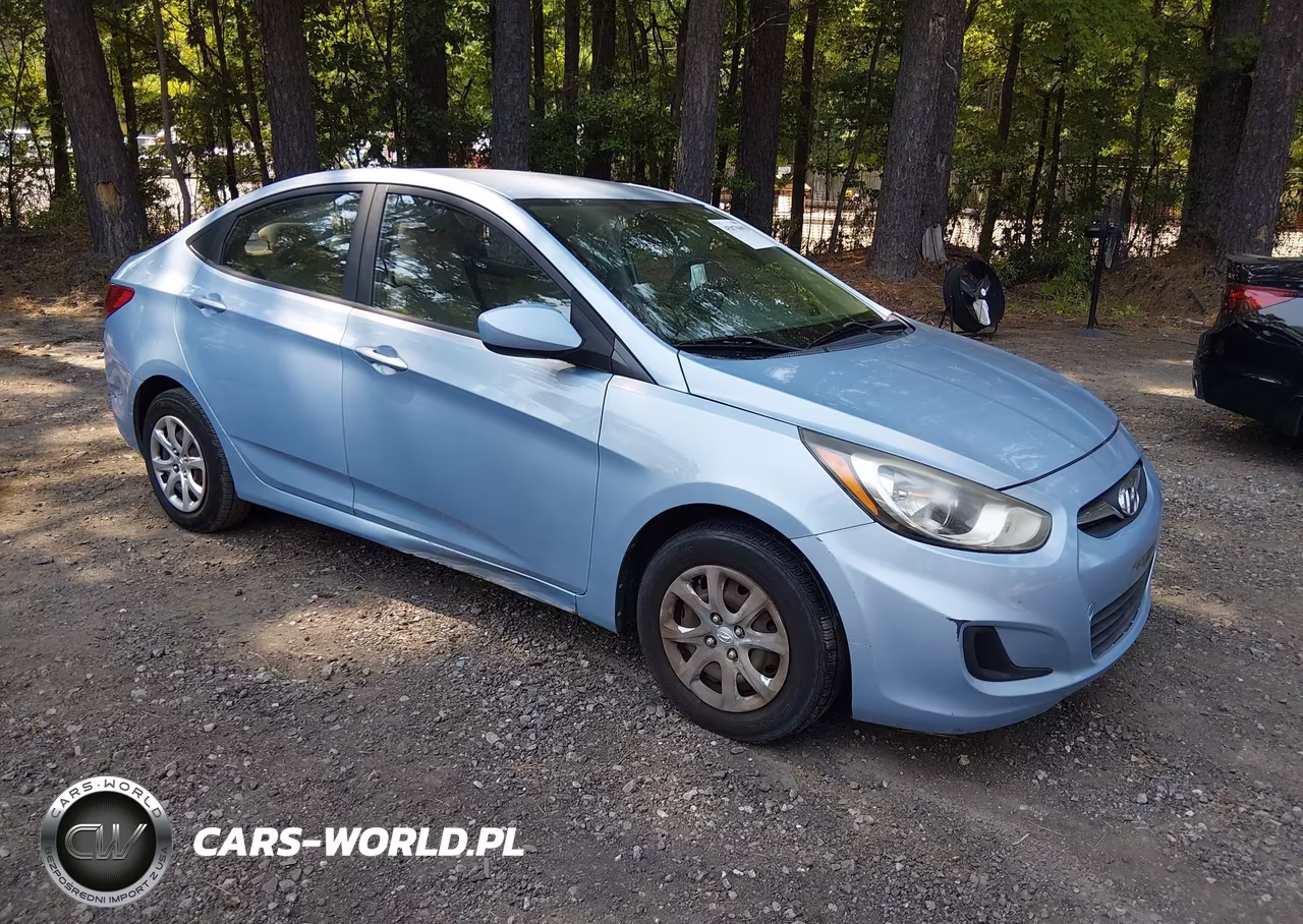 2012 Hyundai Accent Gls
